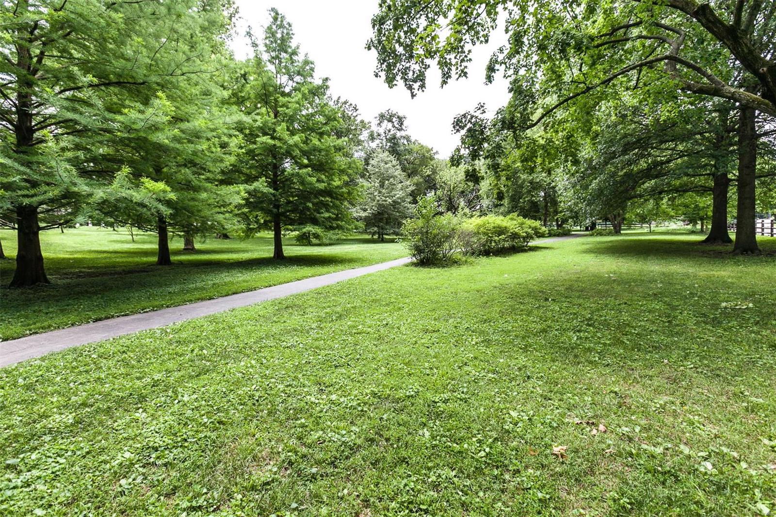 511 East Jackson Road St. Louis, MO 63119 - Photo 36 of 42 Gallery Image 36