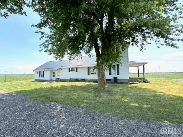 $265,000 | 1911 Highway 71, Fowler, IN 47944