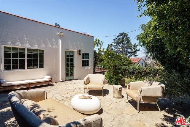 $7,995 | 1410 Stanford Drive, Glendale, CA 91205