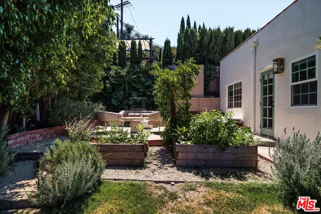 $7,995 | 1410 Stanford Drive, Glendale, CA 91205