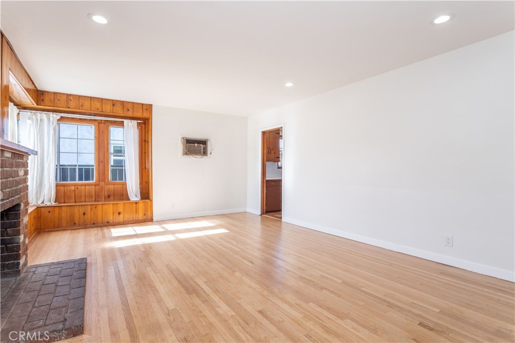 13161 Kelowna Street Pacoima, CA 91331 - Photo 3 of 36