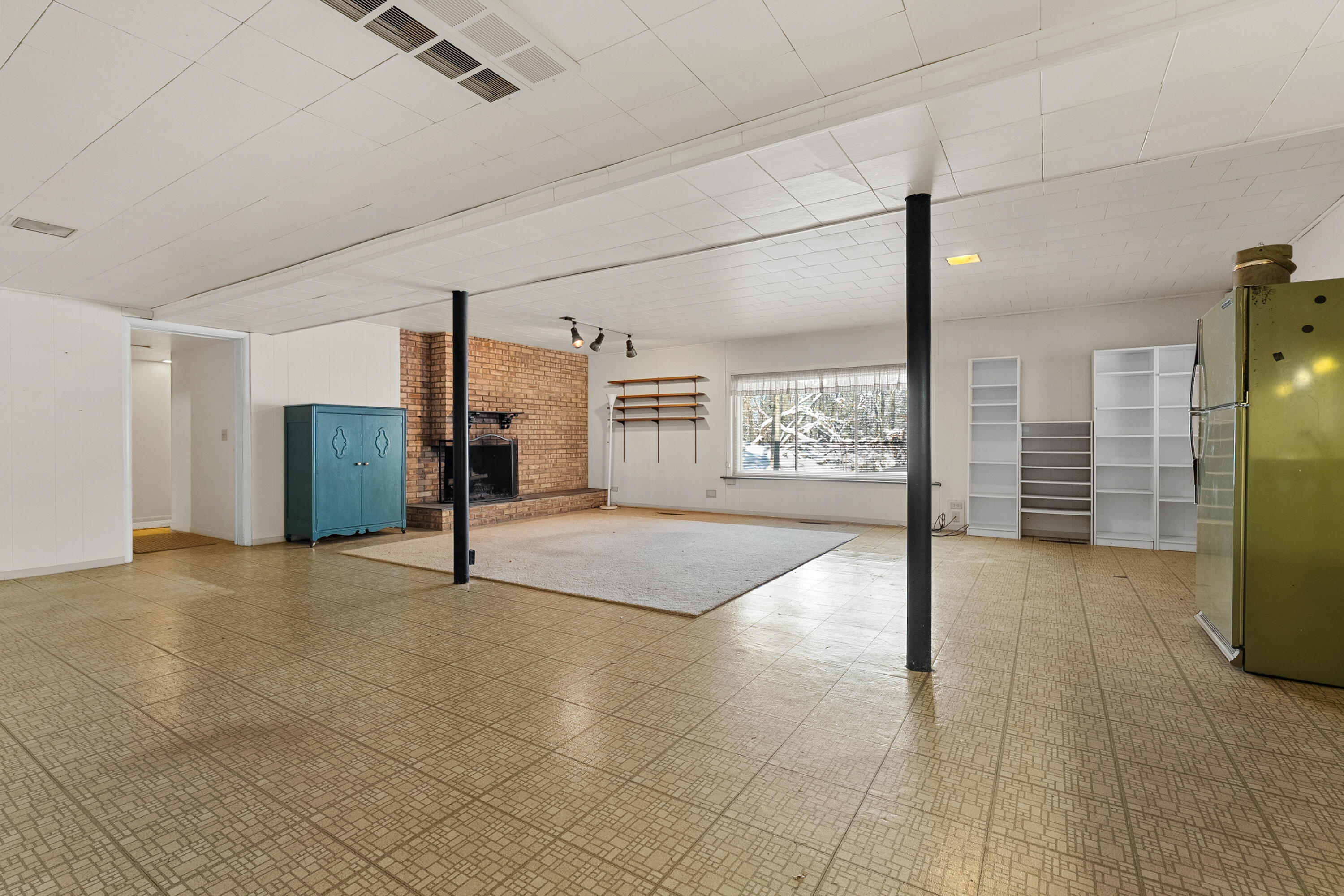 2702 Mockingbird Drive Kalamazoo, MI 49008 - Photo 20 of 36 lower level