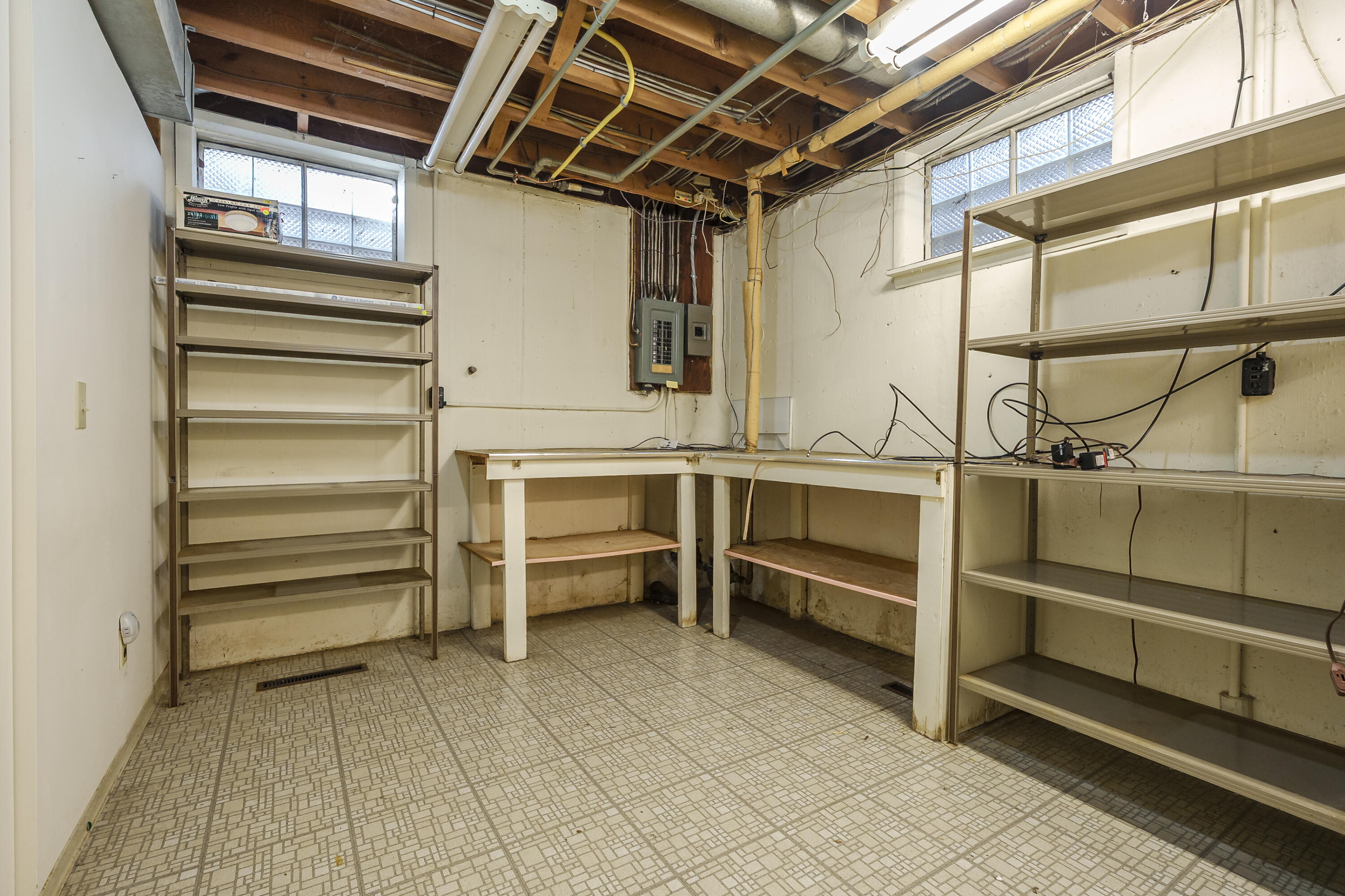 2702 Mockingbird Drive Kalamazoo, MI 49008 - Photo 28 of 36 Mockingbird Ave 2702 Kalamazoo 49008-29