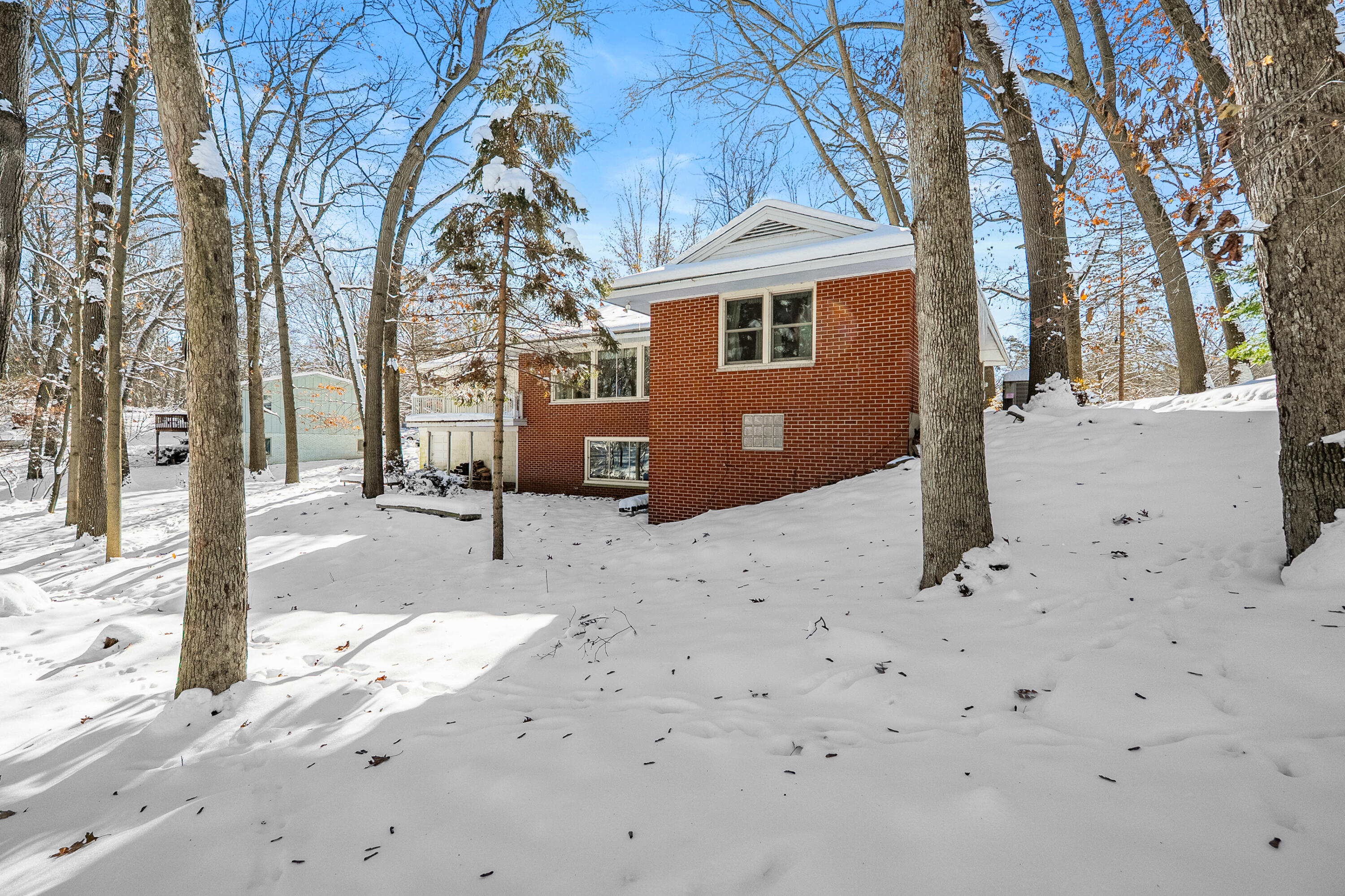 2702 Mockingbird Drive Kalamazoo, MI 49008 - Photo 31 of 36 Mockingbird Ave 2702 Kalamazoo 49008-38