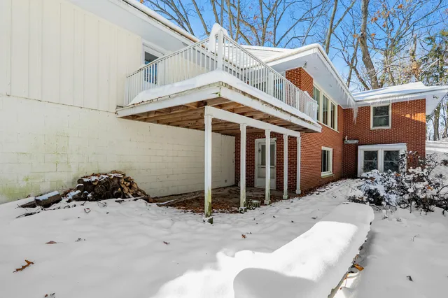 $379,000 | 2702 Mockingbird Drive, Kalamazoo, MI 49008