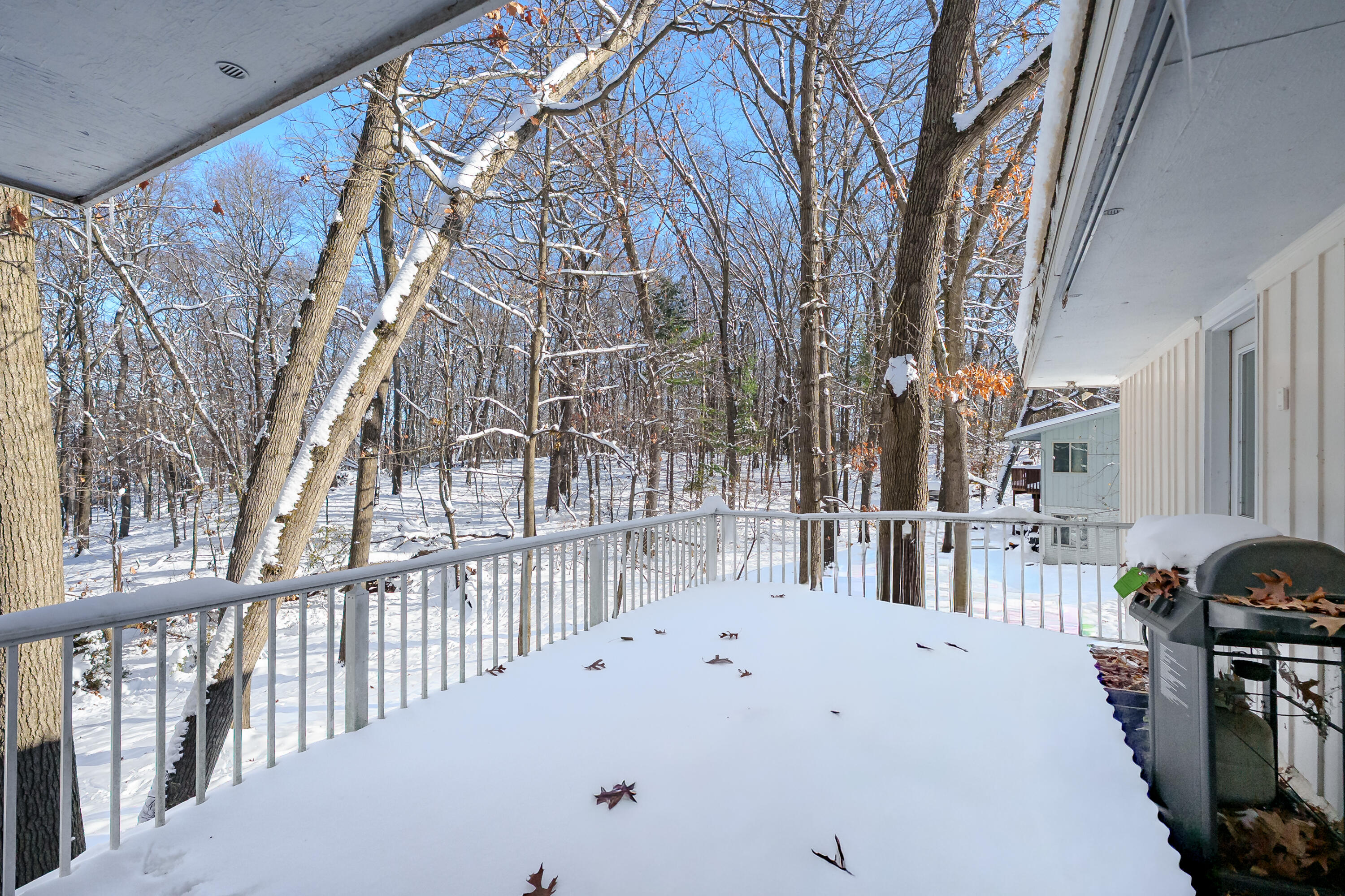 2702 Mockingbird Drive Kalamazoo, MI 49008 - Photo 8 of 36 Mockingbird Ave 2702 Kalamazoo 49008-7