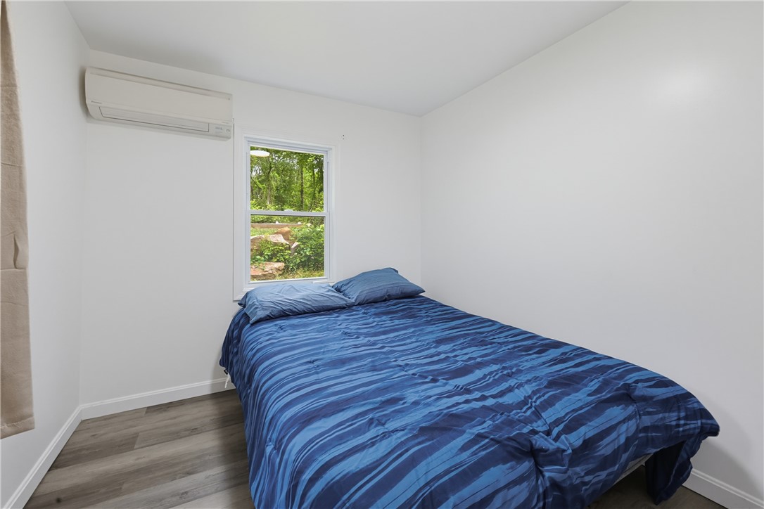 1703 Crandall Road Tiverton, RI 02878 - Photo 14 of 19