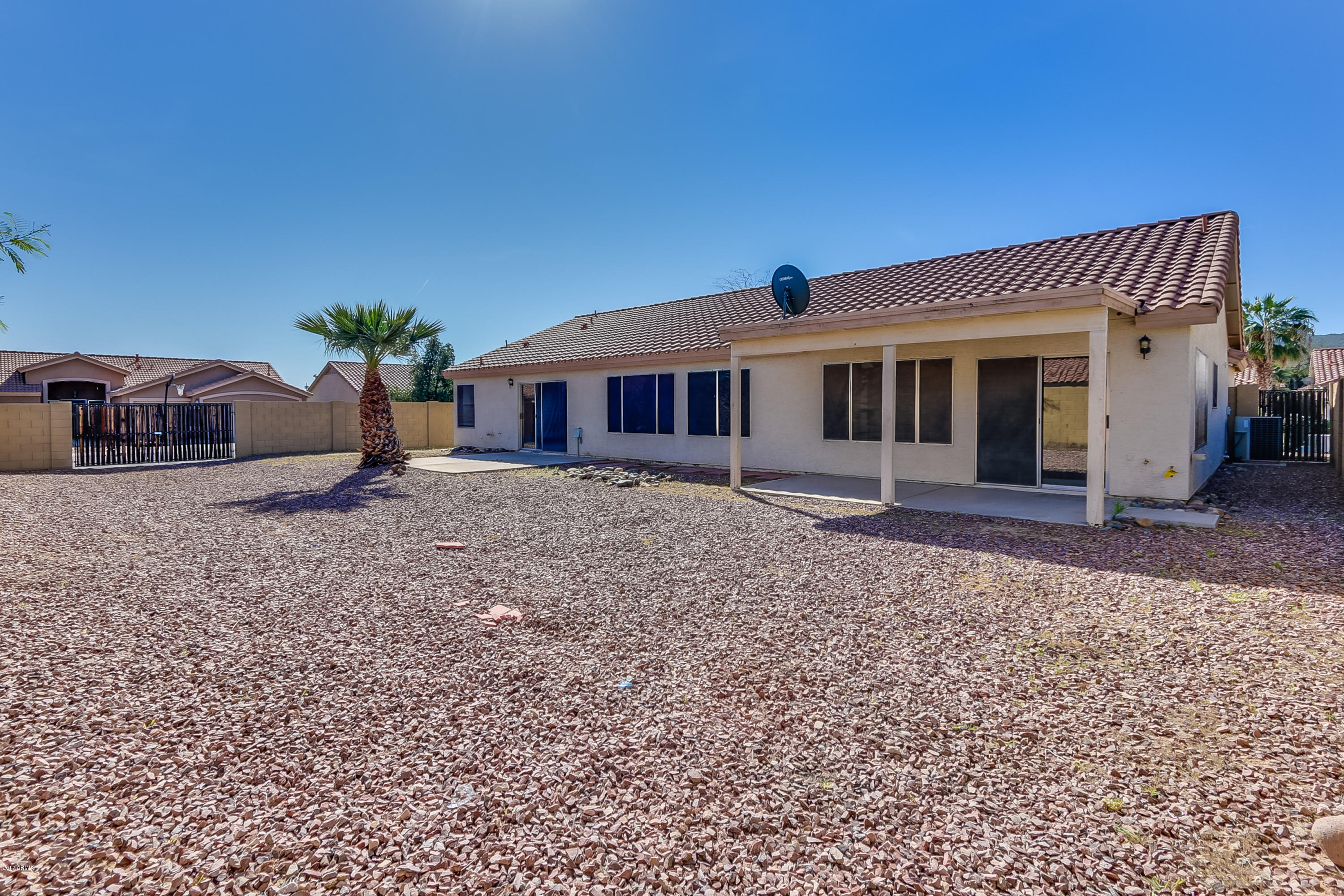 1922 East Darrel Road Phoenix, AZ 85042 - Photo 14 of 14 Darrel-48
