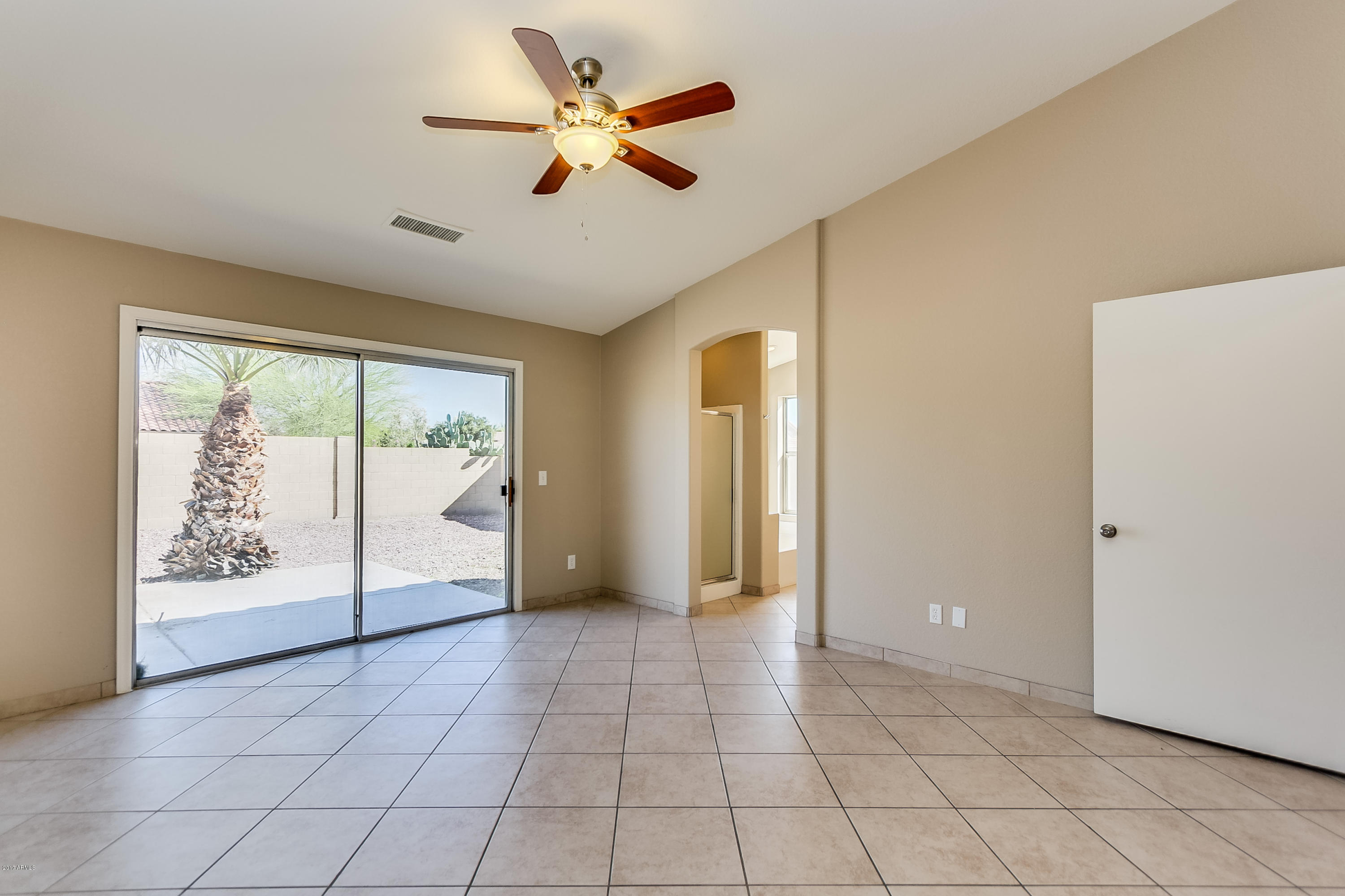 1922 East Darrel Road Phoenix, AZ 85042 - Photo 10 of 14 Darrel-36