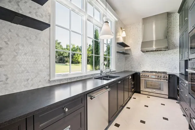 $6,696,000 | 1847 Broken Bend Drive, Westlake, TX 76262