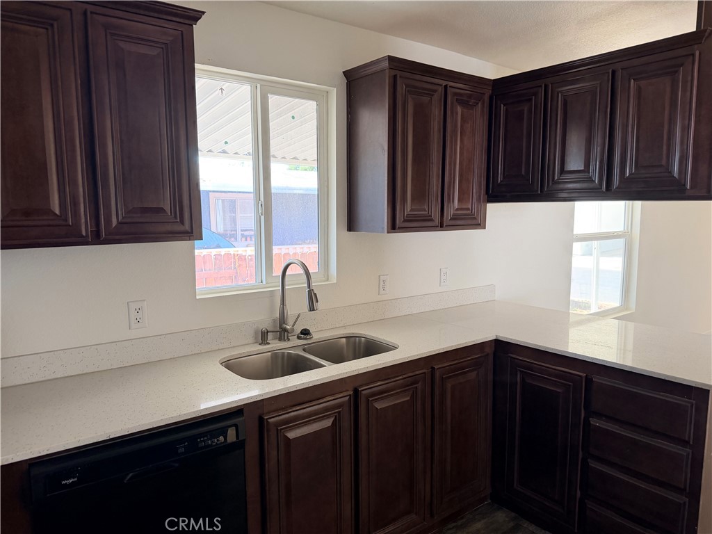 3548 Bianca Way Chico, CA 95973 - Photo 13 of 37 Sink area