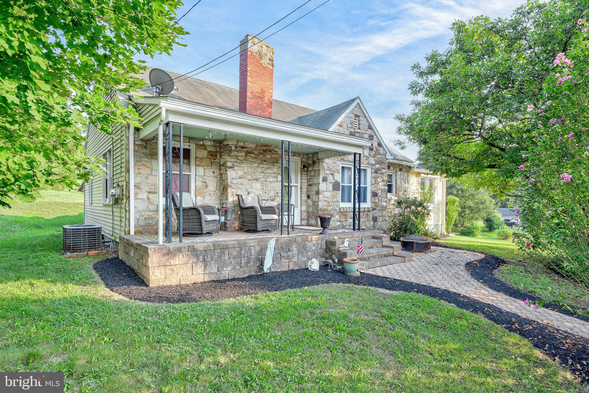 6565 Spring Road Shermans Dale, PA 17090 - Photo 3 of 32 Gallery Image 3