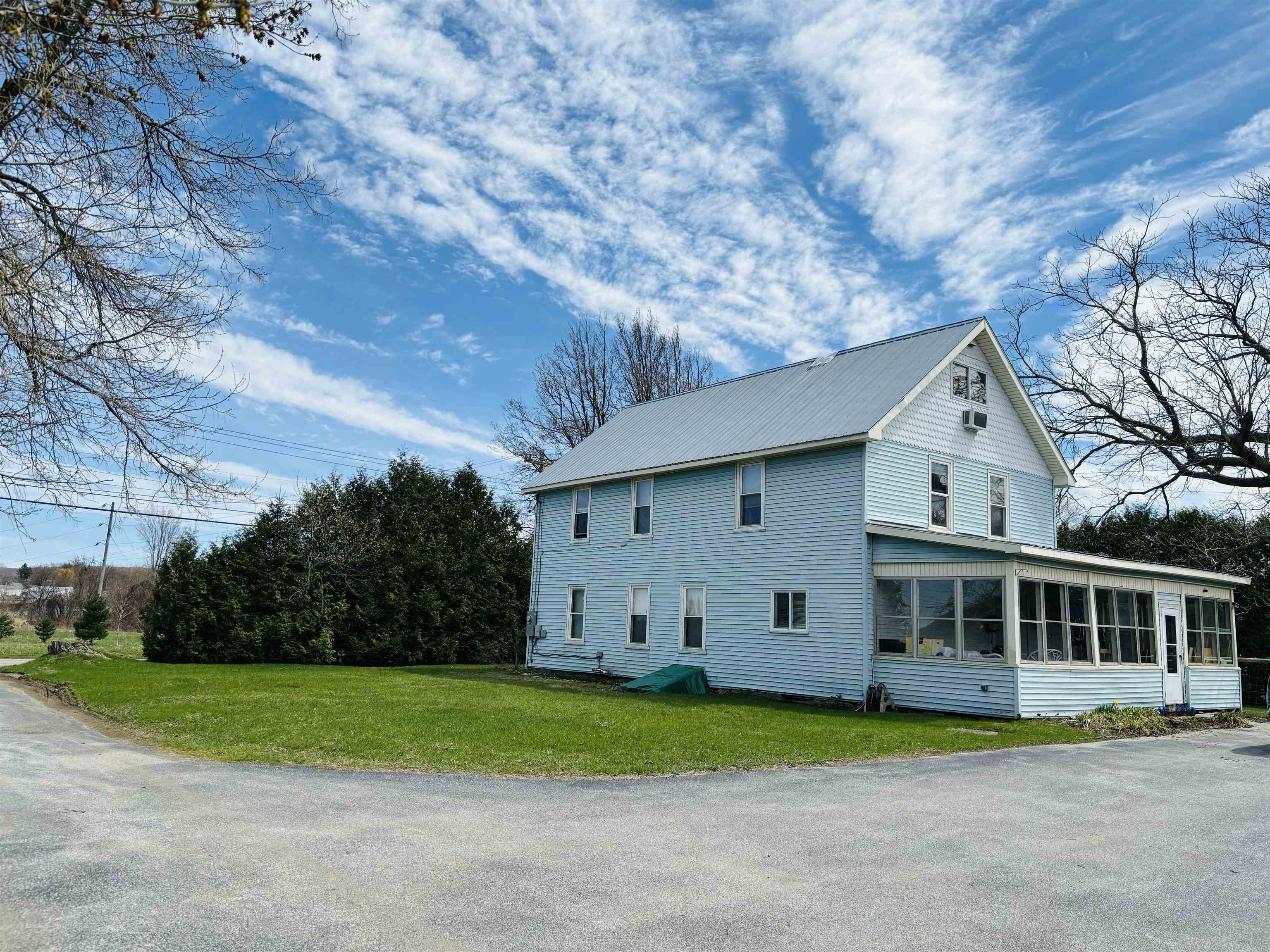 114 Lower Newton Road St. Albans, VT 05478 - Photo 1 of 32