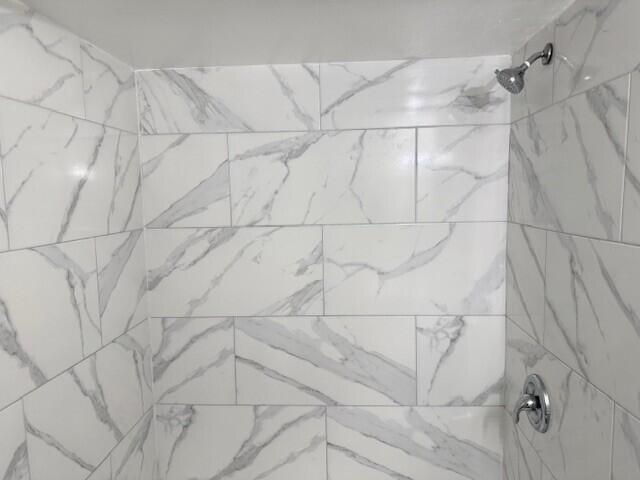 600 Southwest 2nd Avenue, Unit 140 Boca Raton, FL 33432 - Photo 18 of 30 a bathroom with a shower