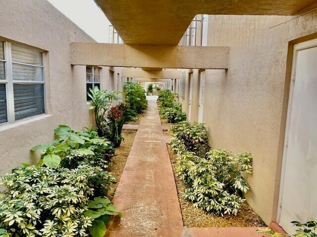 600 Southwest 2nd Avenue, Unit 140 Boca Raton, FL 33432 - Photo 2 of 30 Walkway