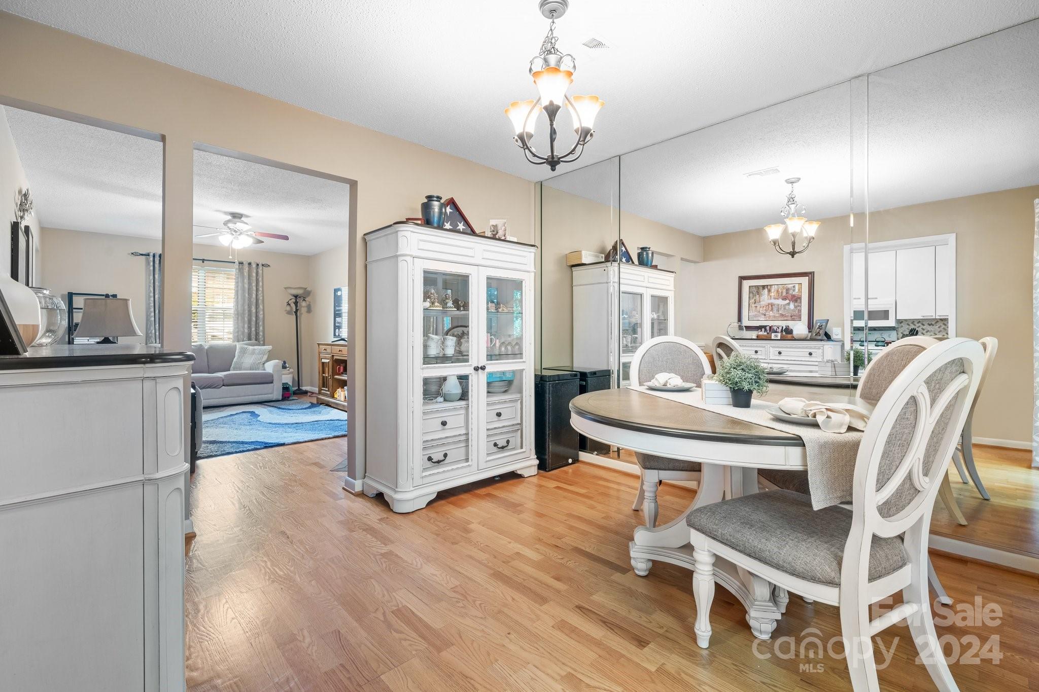 6024 Heath Valley Road Charlotte, NC 28210 - Photo 4 of 37 Gallery Image 4