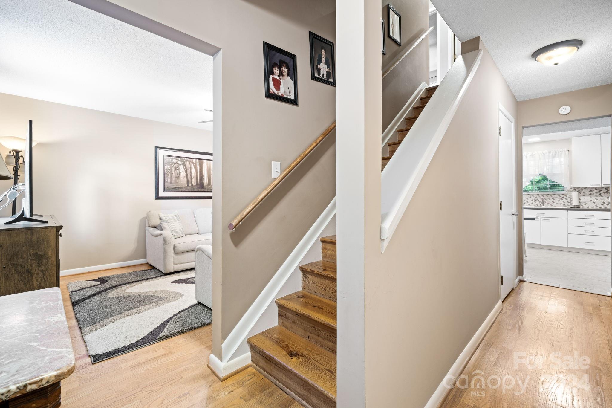 6024 Heath Valley Road Charlotte, NC 28210 - Photo 9 of 37 Gallery Image 9