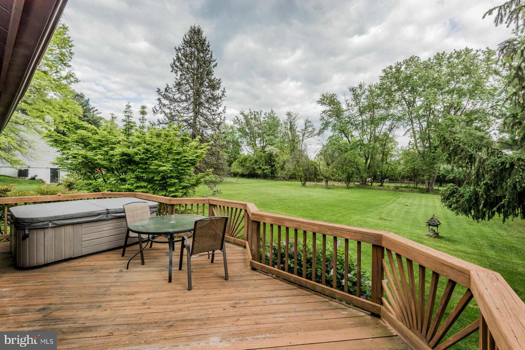 2207 Ridge Road Reisterstown, MD 21136 - Photo 26 of 29 Deck