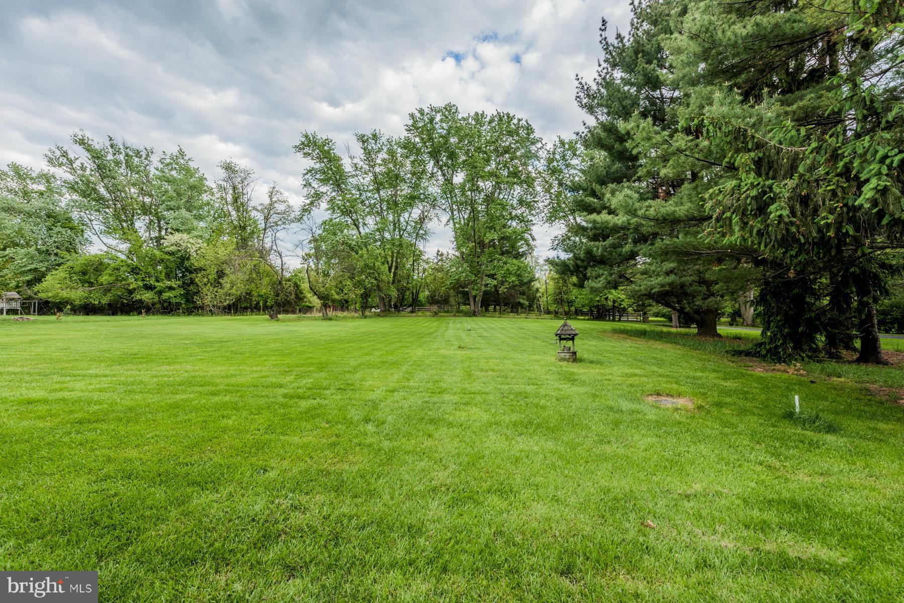 2207 Ridge Road Reisterstown, MD 21136 - Photo 28 of 29 Yard