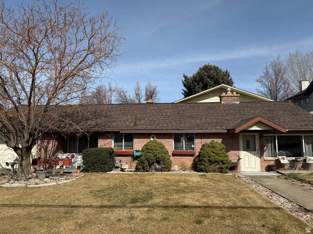 415 East Maple Street Mapleton, UT 84664 - Photo 1 of 19 Front of south facing home.