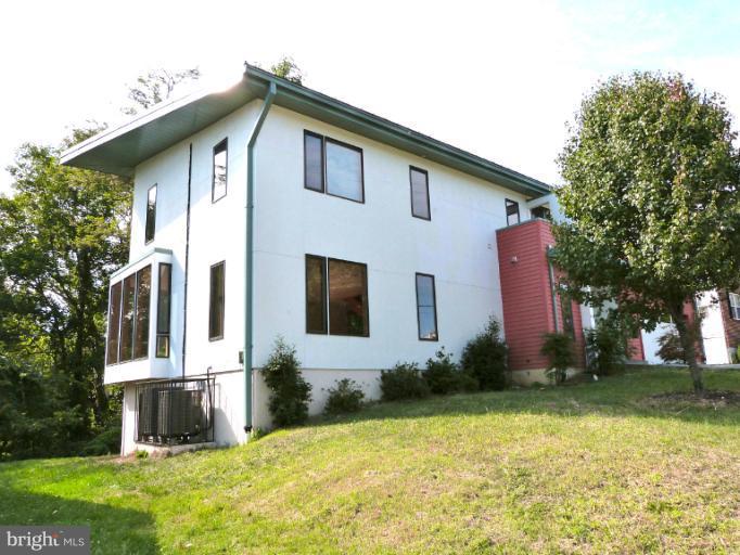 9019 Temple Hill Road Clinton, MD 20735 - Photo 2 of 30 Exterior (Rear)