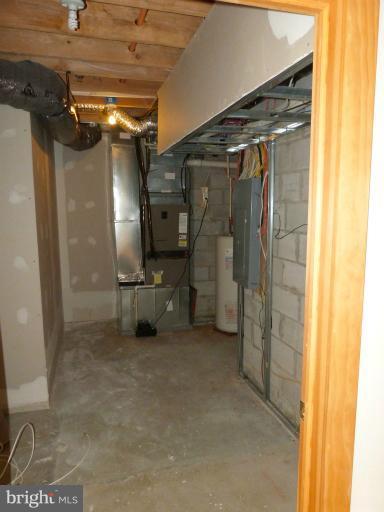 9019 Temple Hill Road Clinton, MD 20735 - Photo 30 of 30 Utility Room