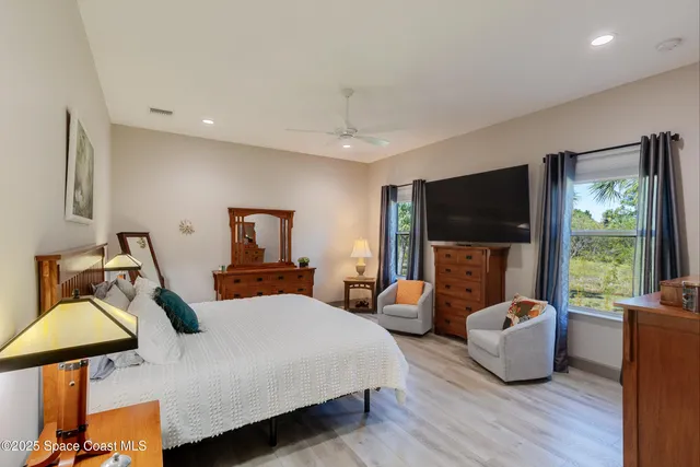 $1,198,000 | 300 Pinto Lane, Palm Bay, FL 32909