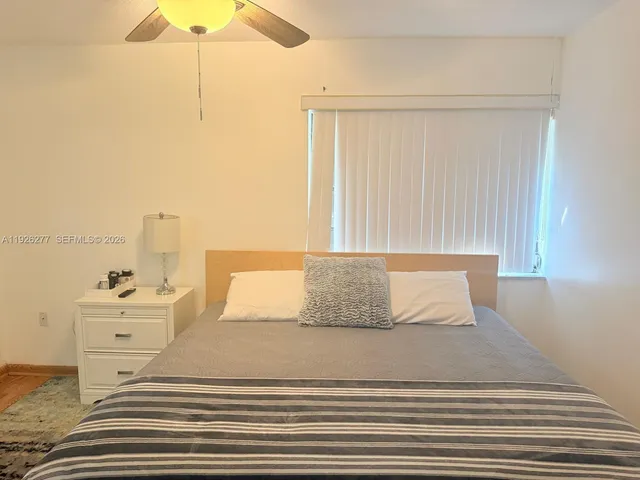 $3,100 | 1990 Brickell Avenue, Unit O, Miami, FL 33129