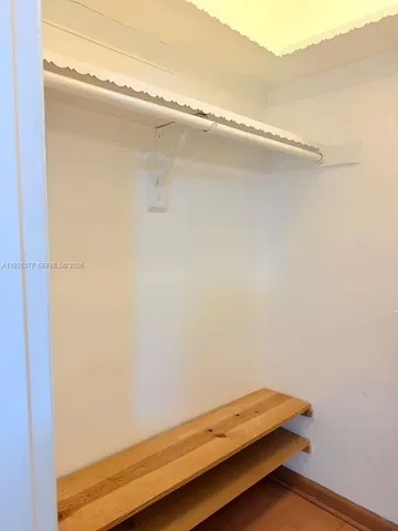 $3,100 | 1990 Brickell Avenue, Unit O, Miami, FL 33129