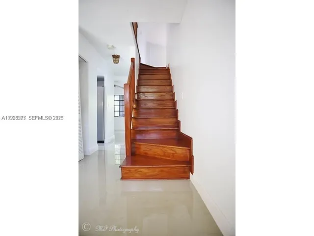 $3,200 | 1990 Brickell Avenue, Unit O, Miami, FL 33129