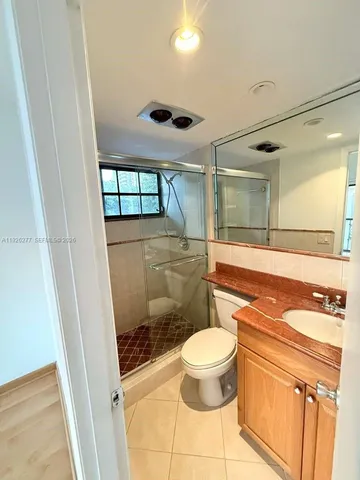 $3,100 | 1990 Brickell Avenue, Unit O, Miami, FL 33129