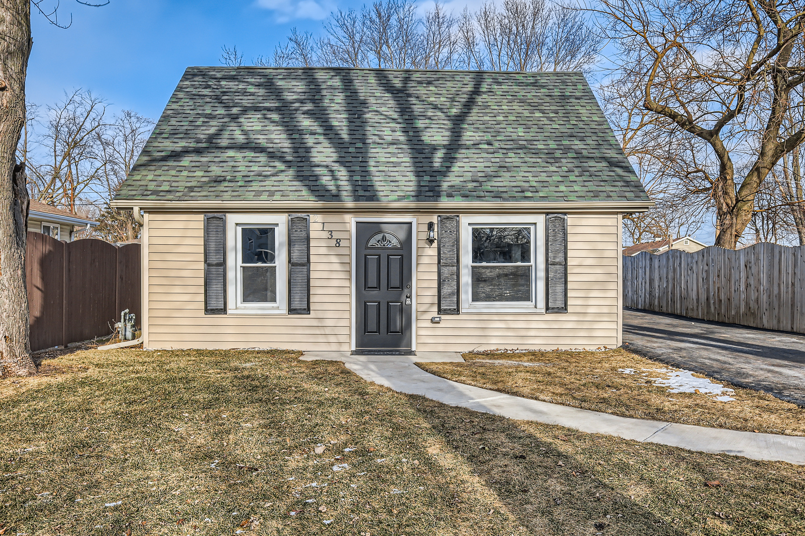 2138 Root Street Crest Hill, IL 60403 - Photo 1 of 23 Gallery Image 1