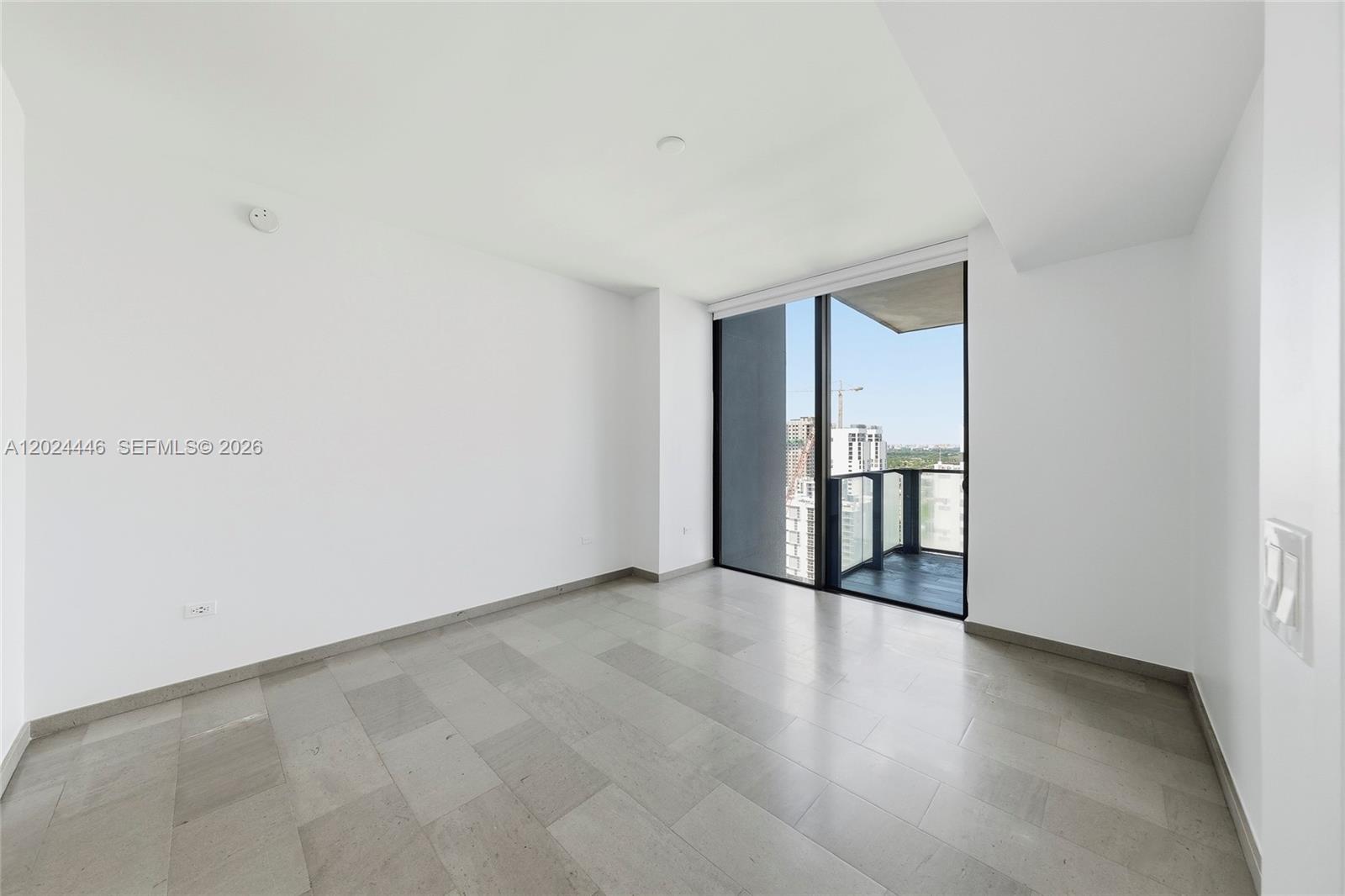 88 Southwest 7th Street, Unit 2008 Miami, FL 33130 - Photo 17 of 47