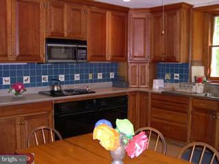 366 Roumfort Road Philadelphia, PA 19119 - Photo 6 of 6 Gallery Image 6