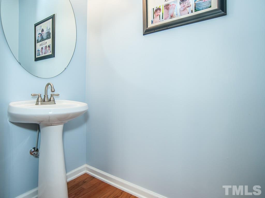 4543 Sugarbend Way Raleigh, NC 27606 - Photo 11 of 23 Gallery Image 11