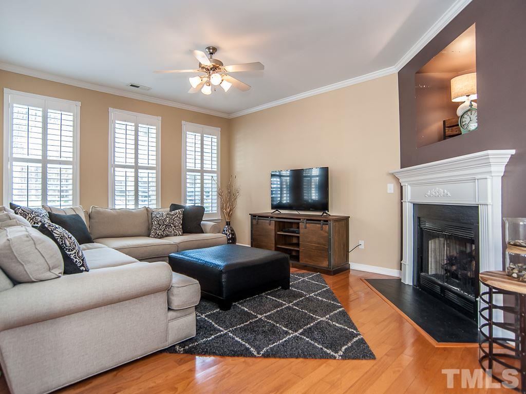 4543 Sugarbend Way Raleigh, NC 27606 - Photo 7 of 23 Gallery Image 7