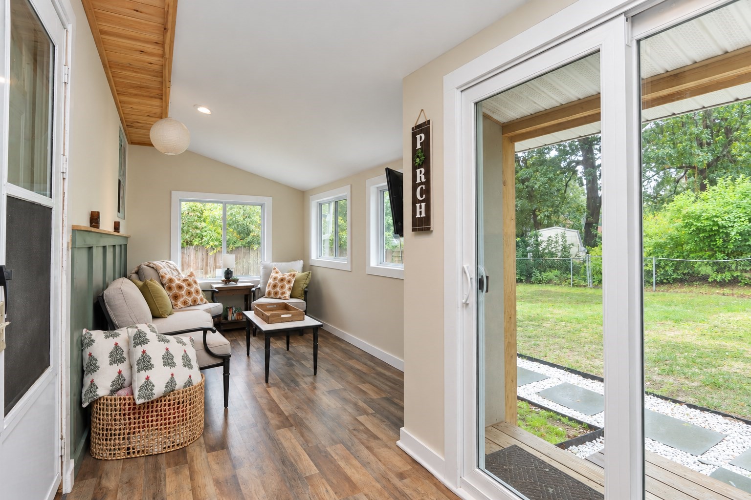 234 Carver Street Springfield, MA 01108 - Photo 12 of 41 Gallery Image 12