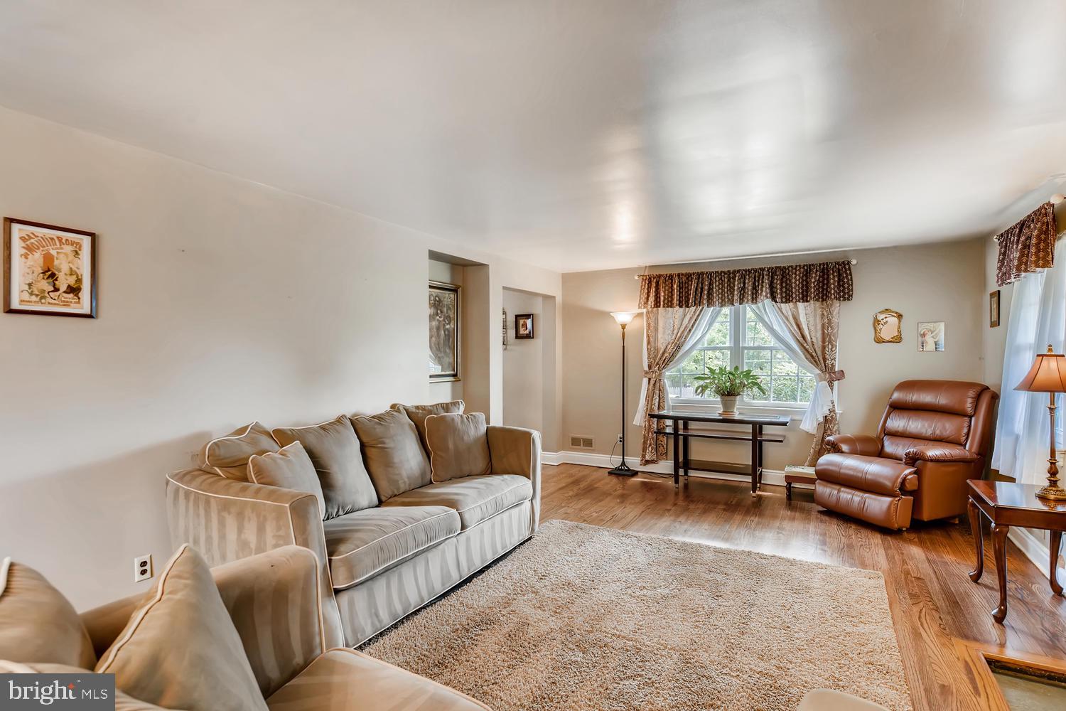 8602 Summit Avenue Baltimore, MD 21234 - Photo 5 of 28 Gallery Image 5