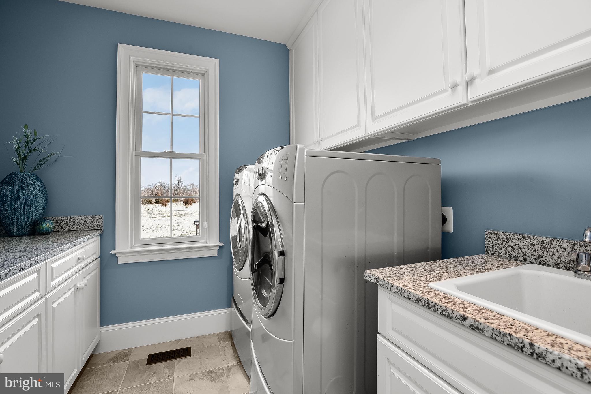 21151 Mill Branch Drive Leesburg, VA 20175 - Photo 44 of 132 Laundry Room off of Mud Room & Utility Sink