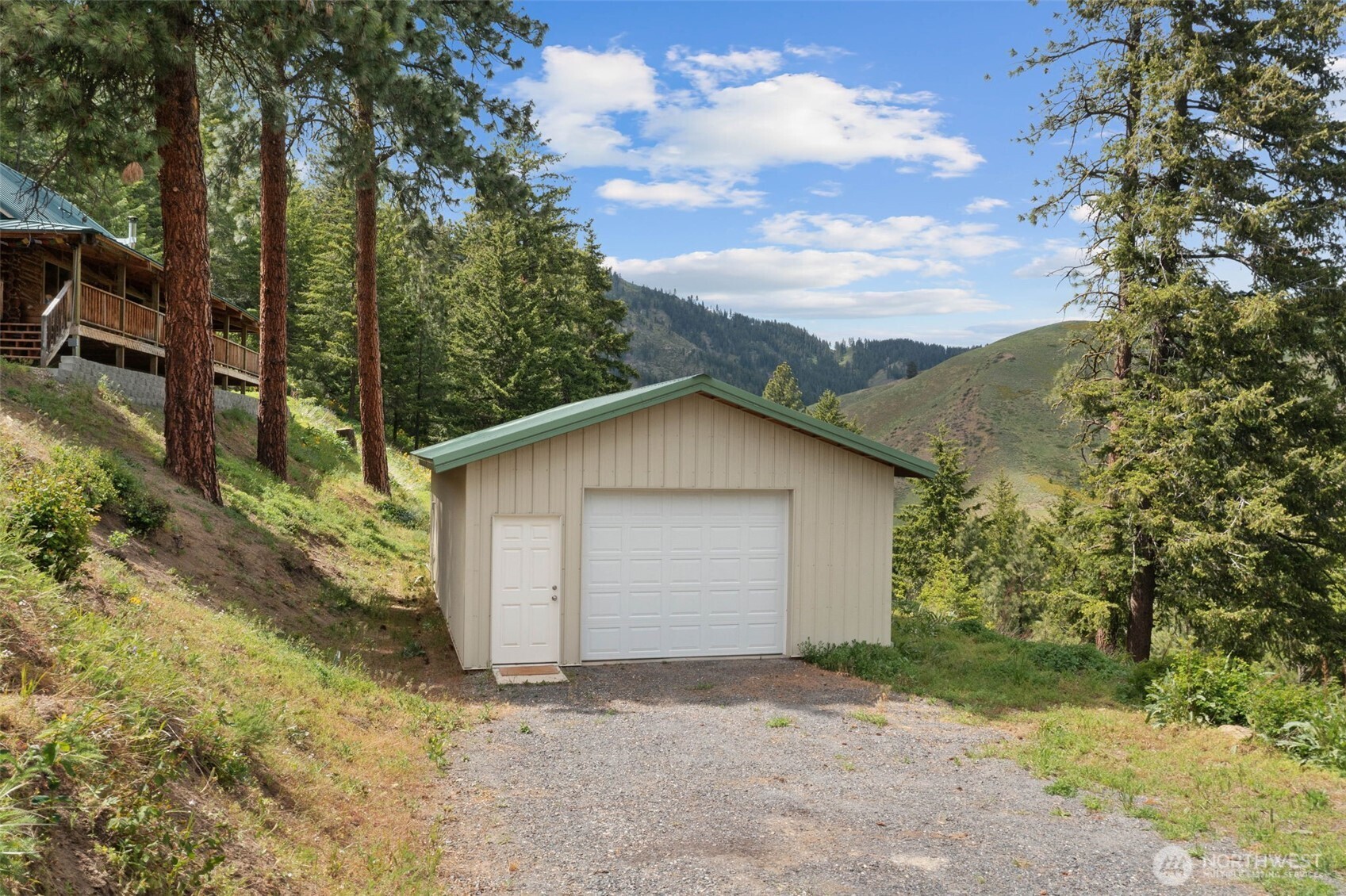 9381 Forest Service 7410 Road Cashmere, WA 98815 - Photo 39 of 40 Gallery Image 39
