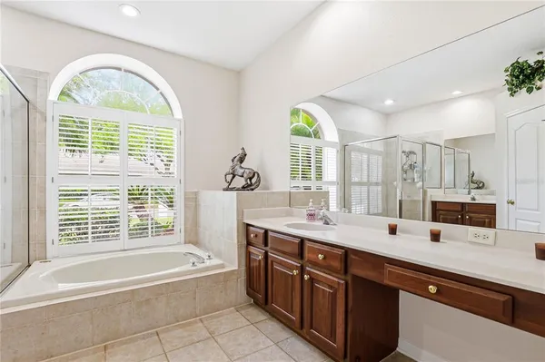 $700,000 | 18733 Chopin Drive, Lutz, FL 33558