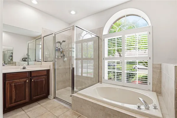 $700,000 | 18733 Chopin Drive, Lutz, FL 33558