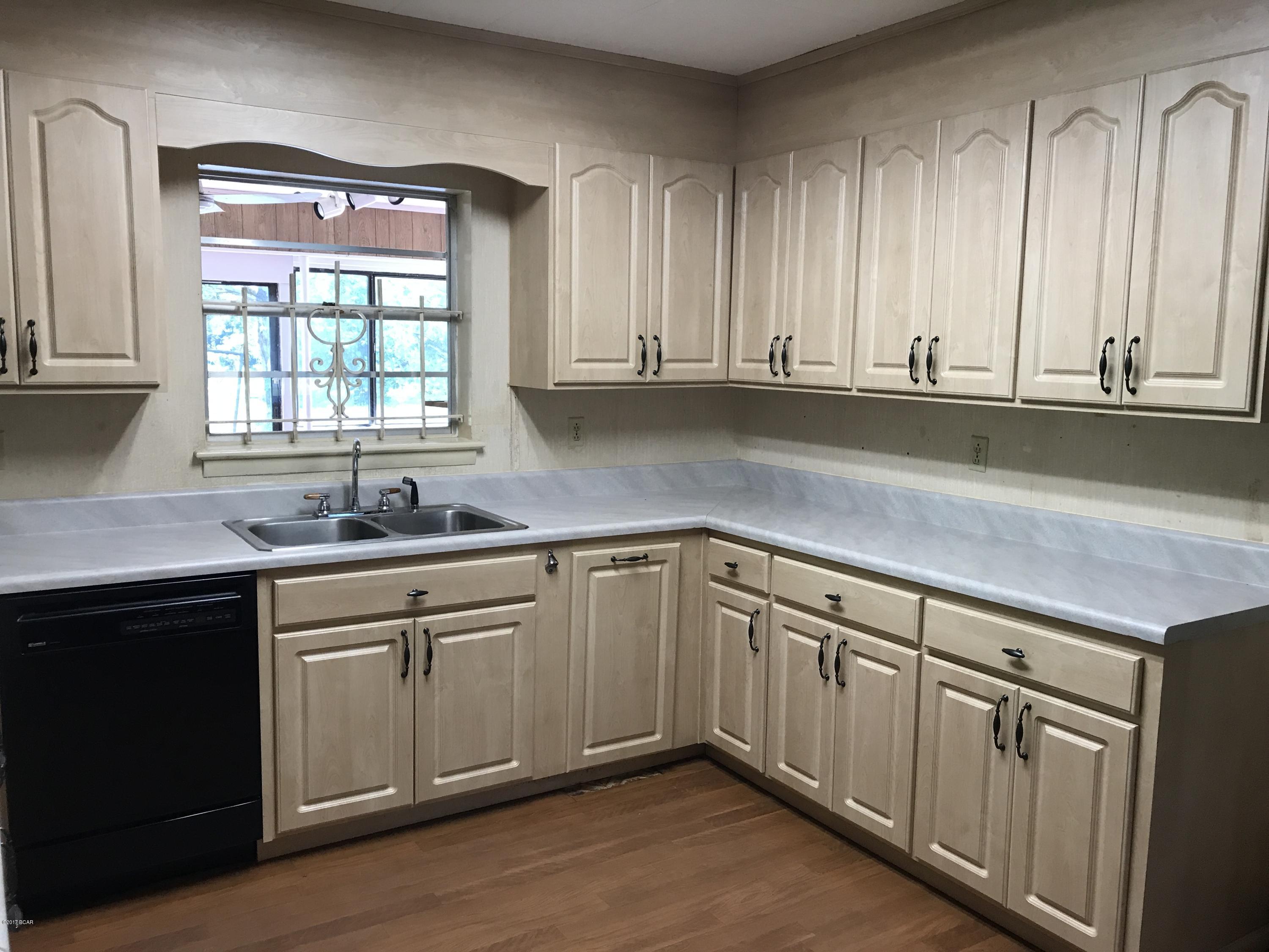 2929 Douglas Road Panama City, FL 32405 - Photo 10 of 56 Gallery Image 10