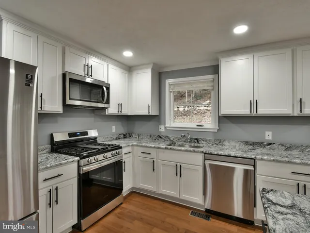 $2,450 | 8106 Murray Hill Drive, Unit (MAIN LEVEL), Fort Washington, MD 20744