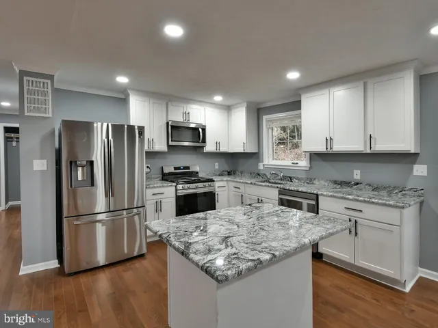 $2,450 | 8106 Murray Hill Drive, Unit (MAIN LEVEL), Fort Washington, MD 20744