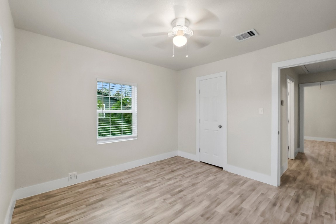 4622 Firnat Street Houston, TX 77016 - Photo 17 of 26