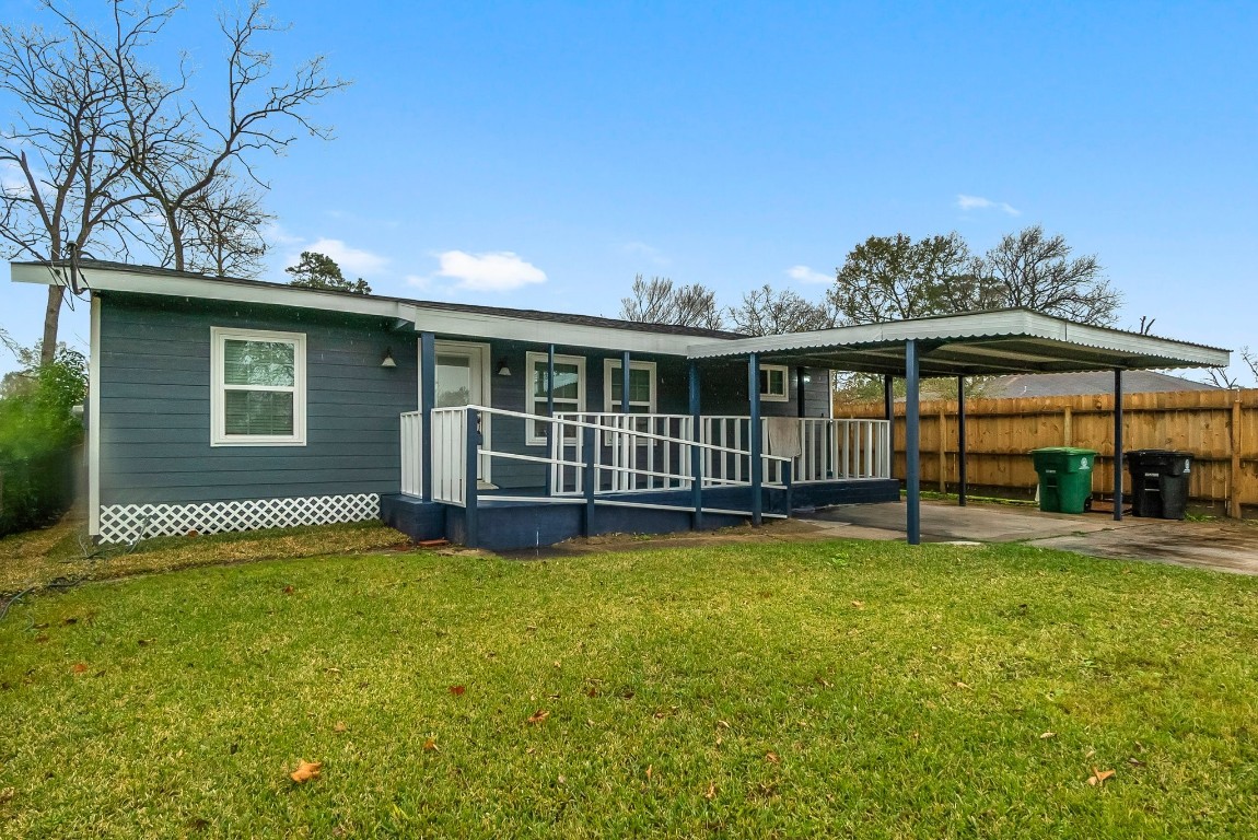 4622 Firnat Street Houston, TX 77016 - Photo 2 of 26
