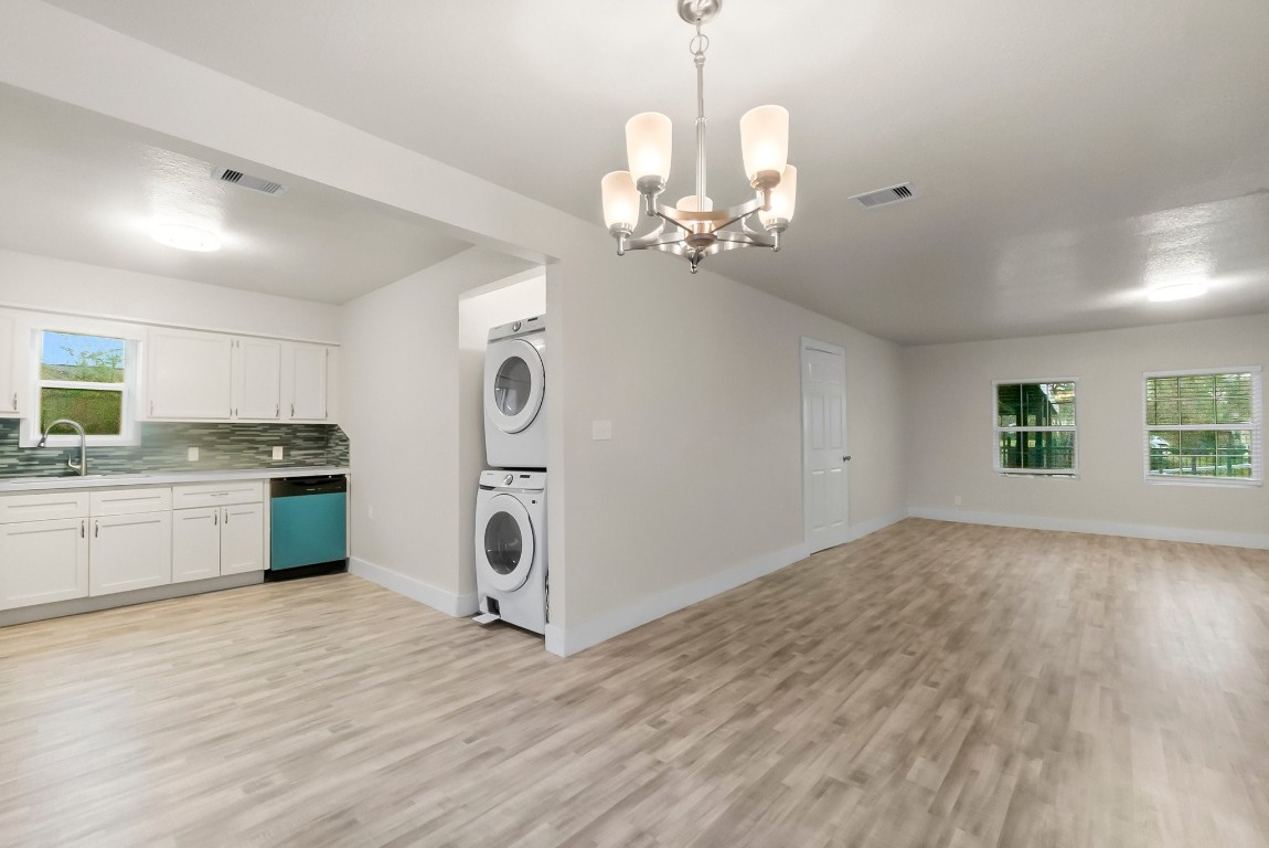 4622 Firnat Street Houston, TX 77016 - Photo 8 of 26