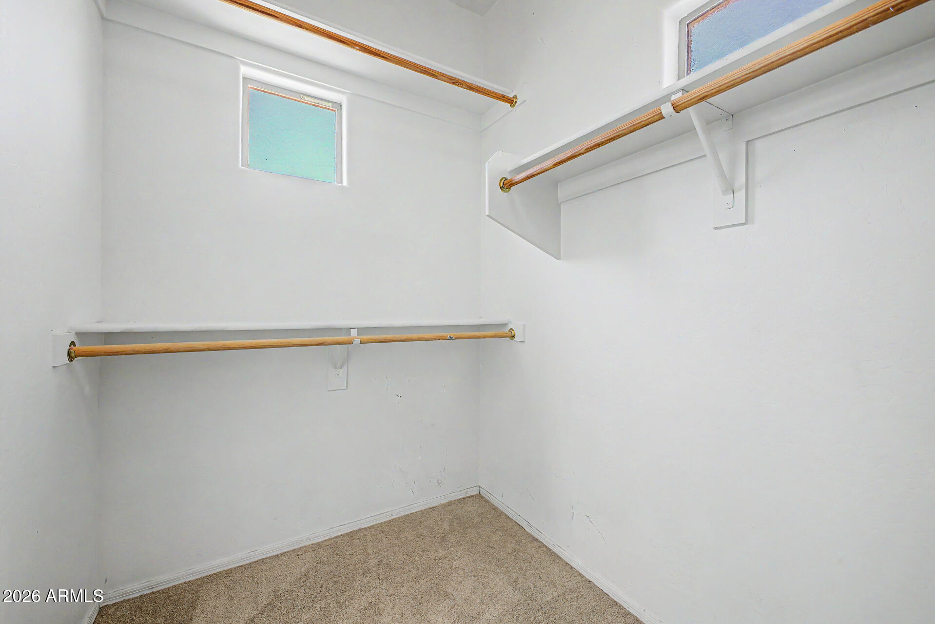 7206 South 12th Way Phoenix, AZ 85042 - Photo 19 of 34 a view of small space