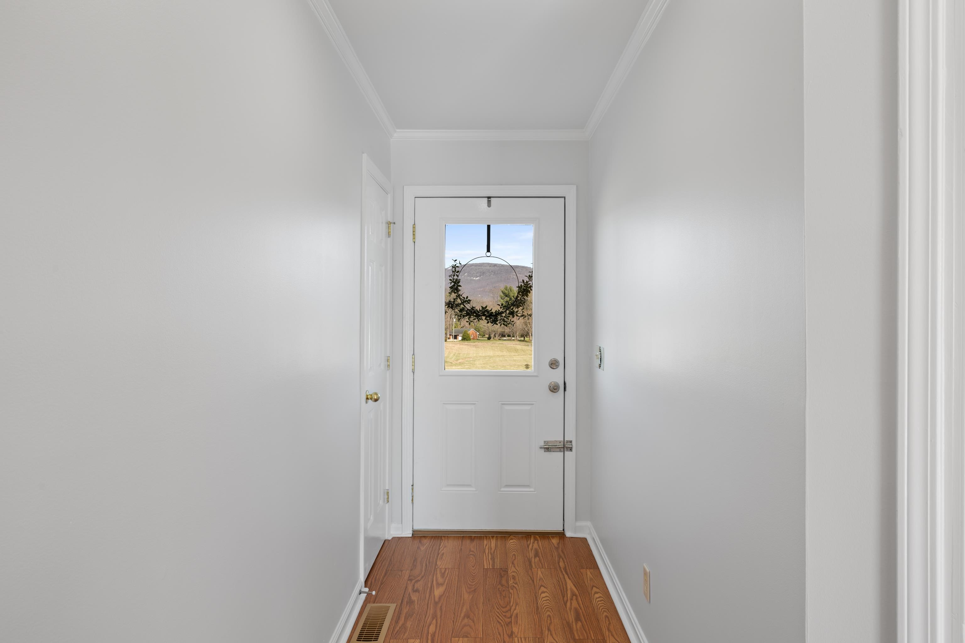 810 Rockfish Road Waynesboro, VA 22980 - Photo 12 of 71 Gallery Image 12
